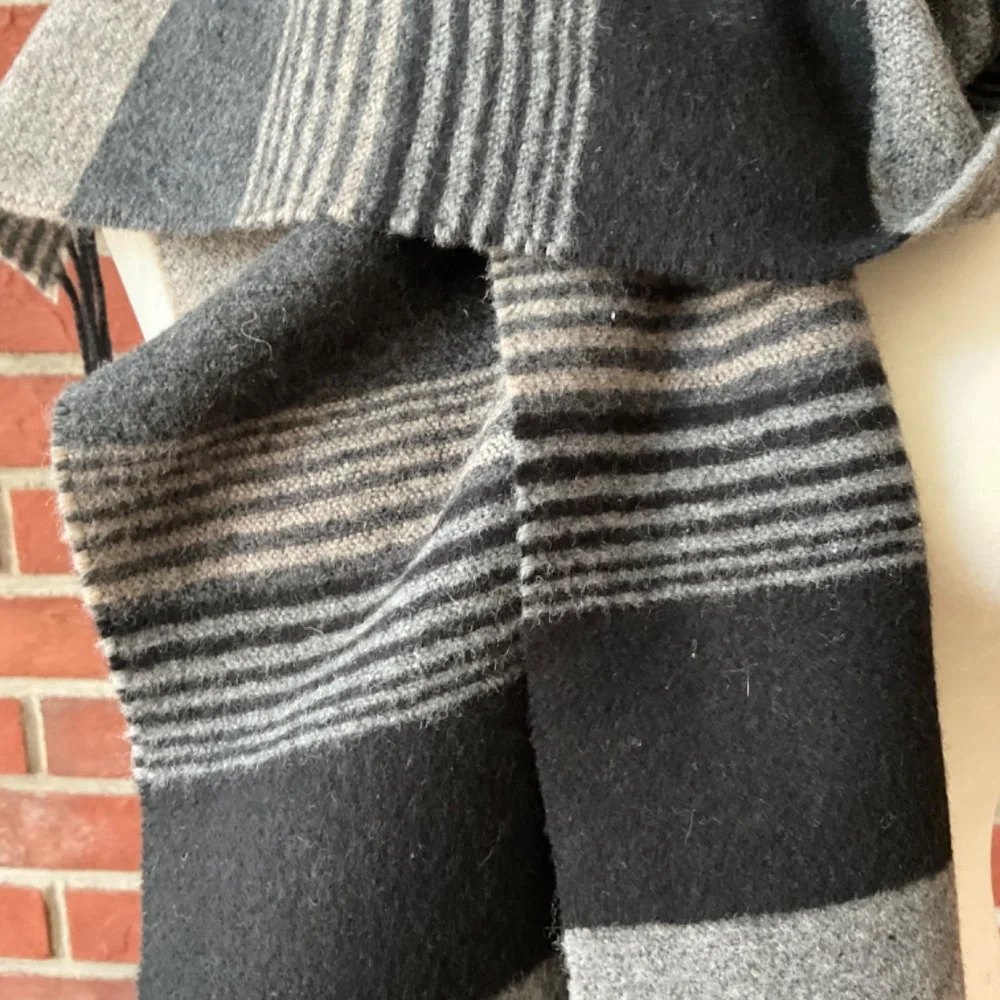 Hilary Radley Lambswool Black Grey Stripes Fringed Scarf 58”X12” Made in Italy